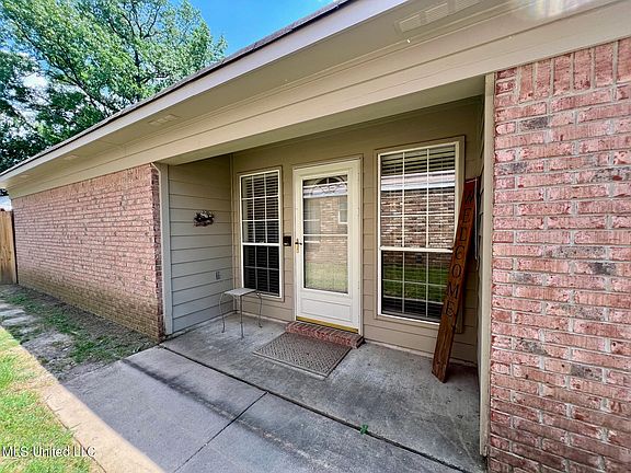 2nd image of 7884 Chesterfield Dr S