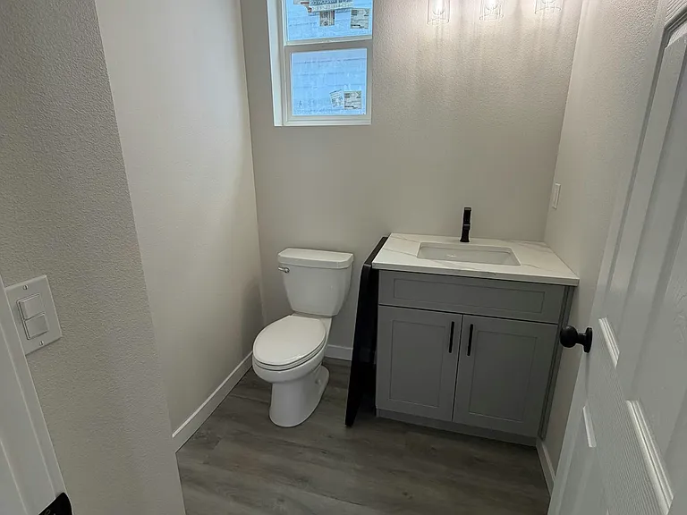 1814 N Coach Ln — Photo 15