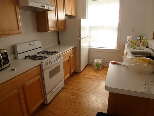 2nd image of 2155 W Concord Pl #2