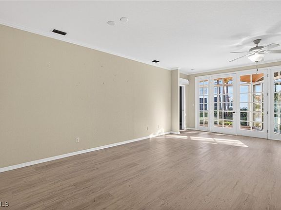 4th image of 8315 Excalibur Cir APT P11