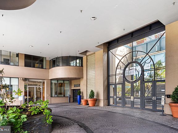 2nd image of 7 N Columbus Blvd APT 113