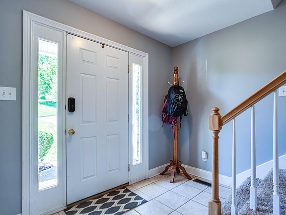 4th image of 3712 Clayfield Ln