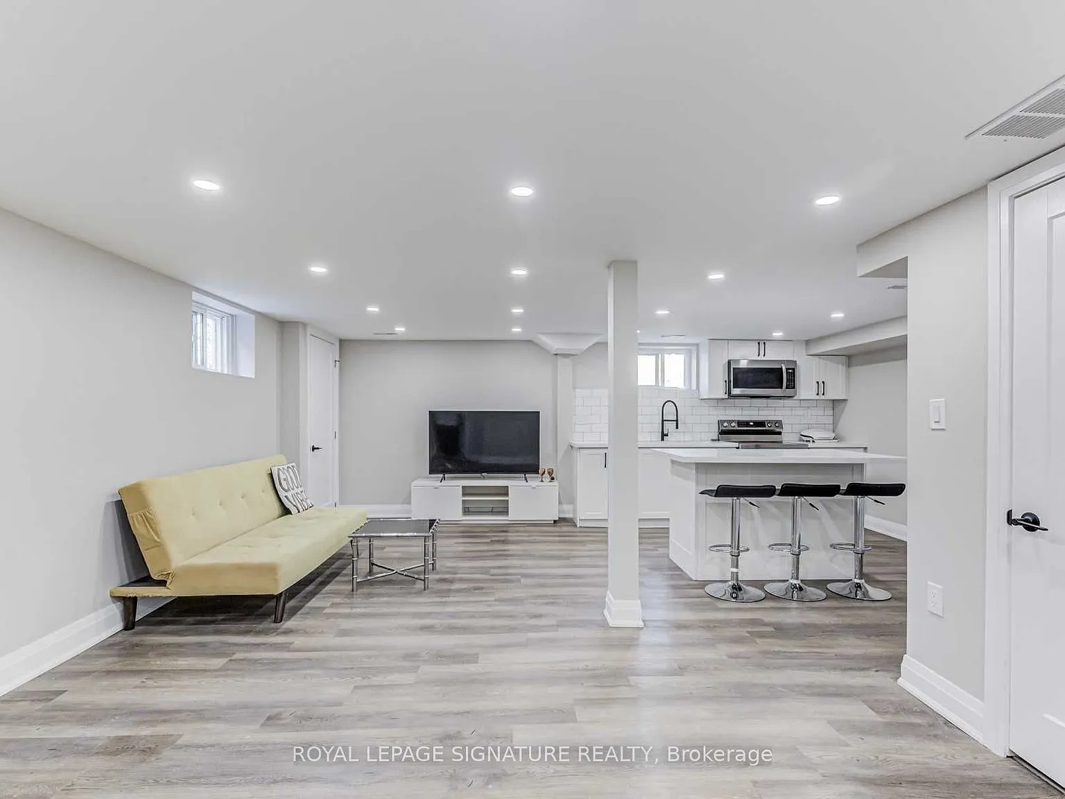 2 bed, $1,900 — Photo 3