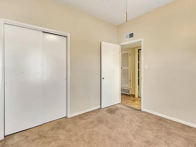 301 Los Nietos Ct — Photo 23