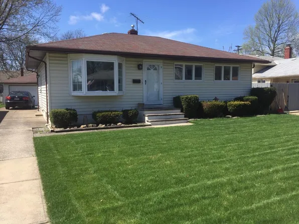 4572 W 192nd St, Cleveland, OH 44135