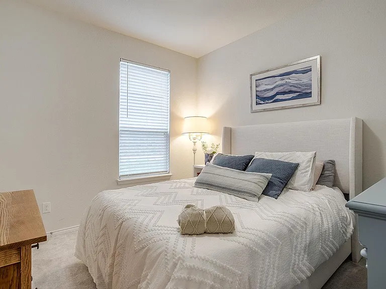 8144 Branch Hollow Trl — Photo 24
