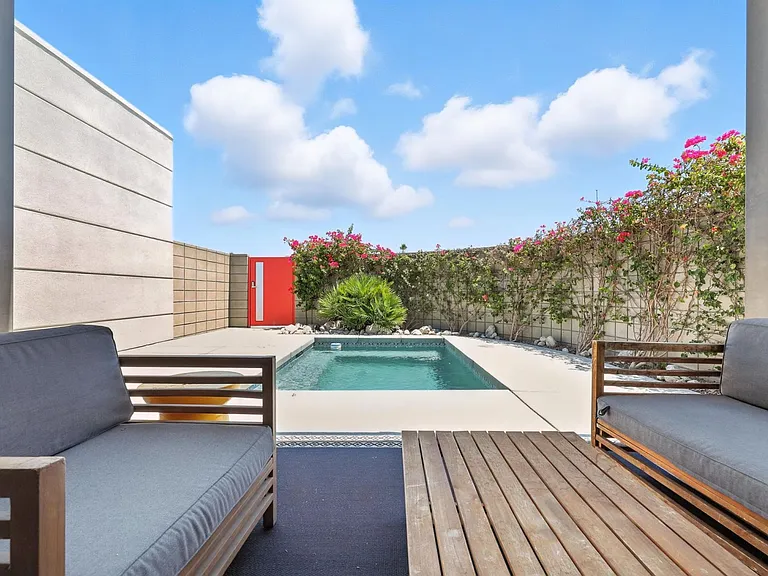 3345 Ambassador Dr — Photo 5