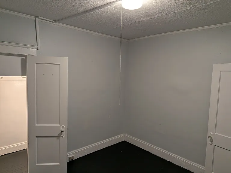 1863 Noble Rd #1 — Photo 17