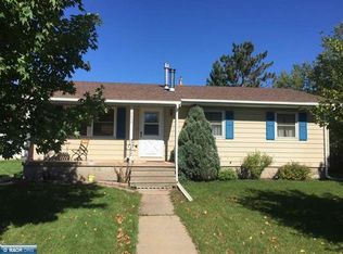 2035 E 31st St, Eveleth, MN 55746