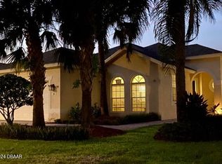 1128 Champions Dr, Daytona Beach, FL 32124