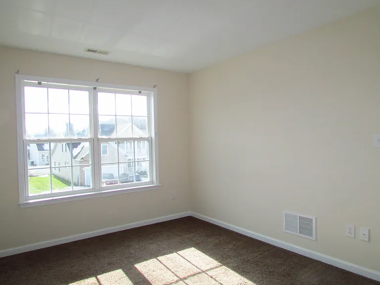 206 W Bourne Way #1-3 — Photo 12