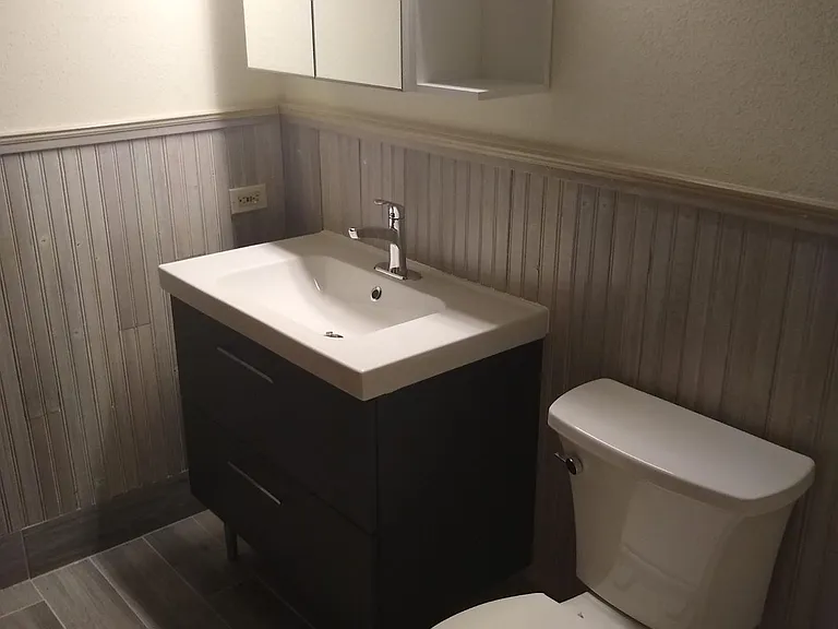 128 N Oak Park Ave #402 — Photo 11