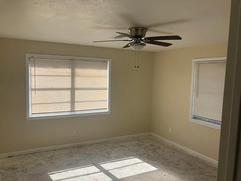 5504 Manor Rd — Photo 11