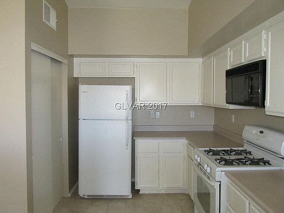 4th image of 4800 Grey Wolf Ln Unit 201