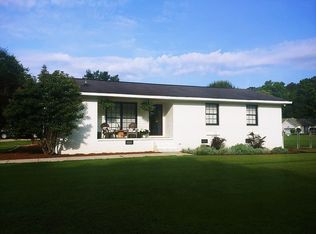 2556 Western Hills Dr E, Southside, AL 35907