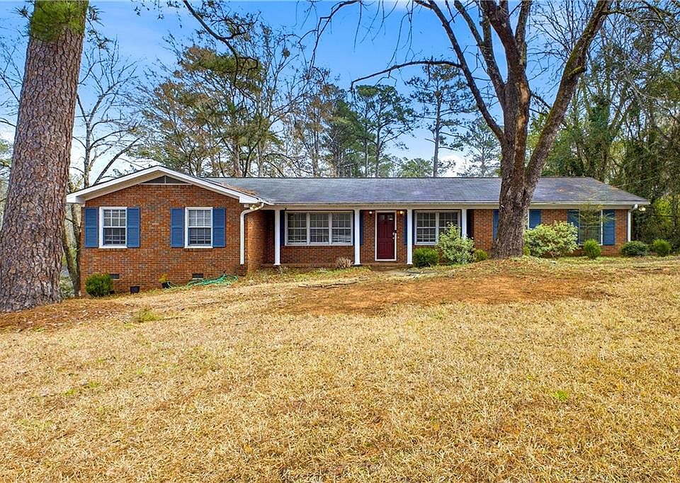 1st image of 2791 Crestline Dr