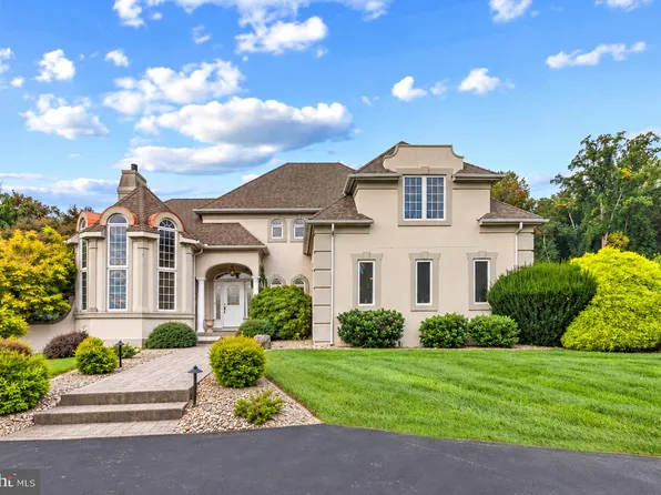 4013 Cloverland Dr, Phoenix, MD 21131