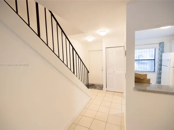 12955 SW 66th Ln APT 209-2, Miami, FL 33183
