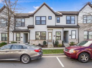 6319 Southgrove St, Charlotte, NC 28277