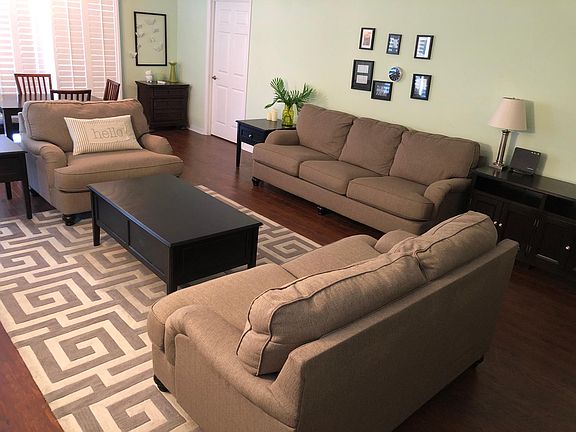 4th image of 8941 Lake Dr APT 401