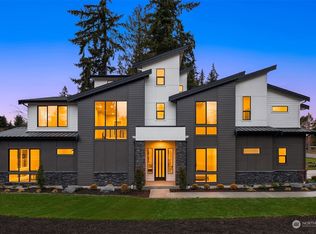 14253 SE 14th St, Bellevue, WA