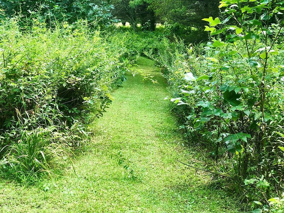 1st image of Smith Landing Ln