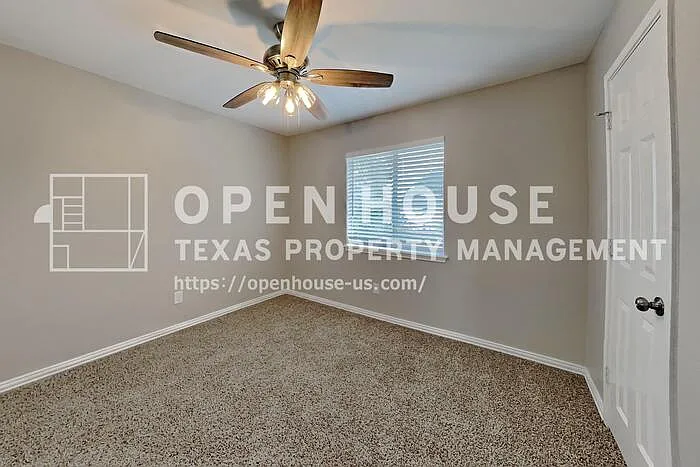 3515 Saint William Ln — Photo 13