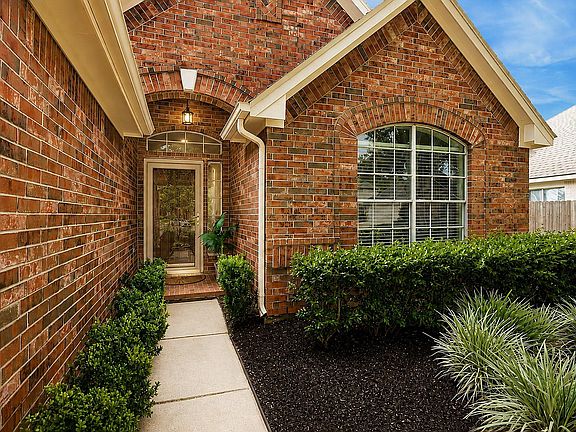 3rd image of 3602 Avey Ct