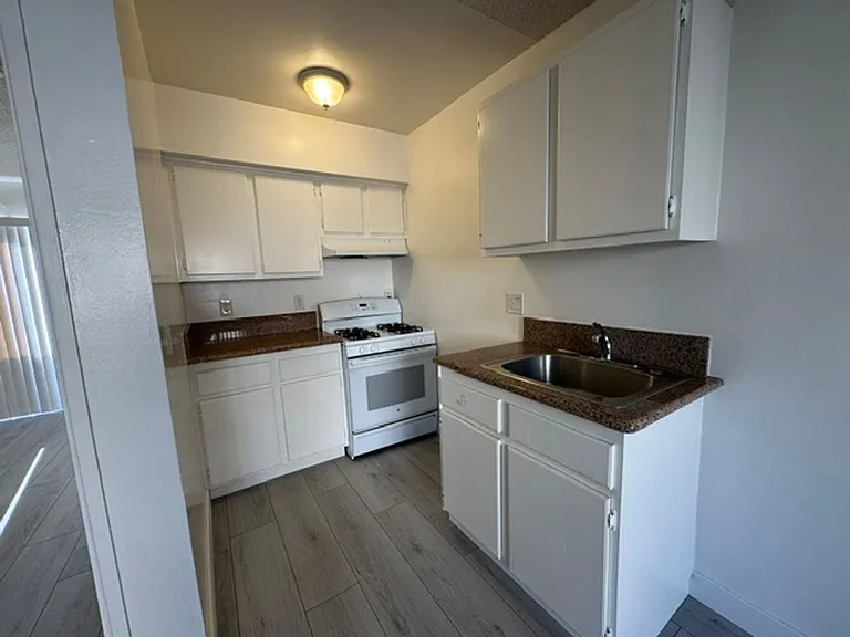 225 W. Palmetto Dr — Photo 11