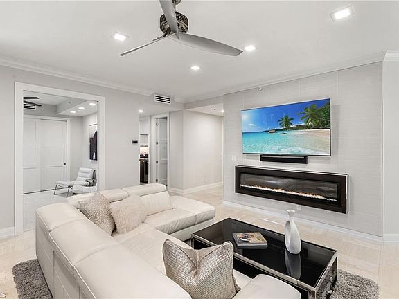 2nd image of 173 Colonade CIR #1401