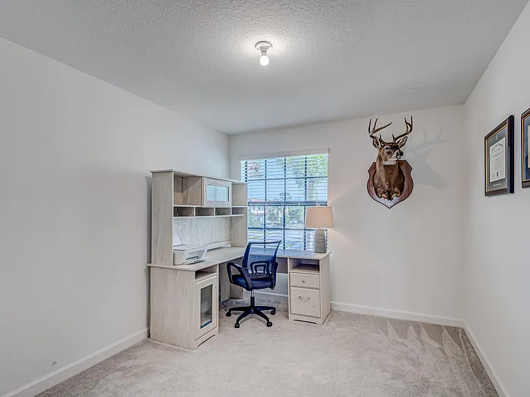 5007 Woods Edge Cir — Photo 2