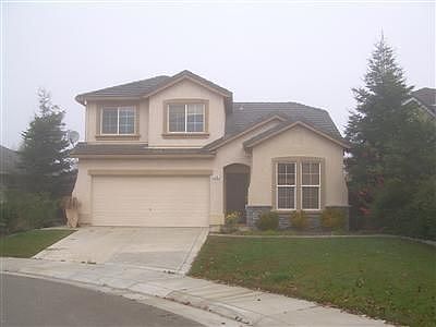 2nd image of 316 Amber Fields Ct