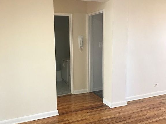 4th image of 10230 67th Ave APT 5C