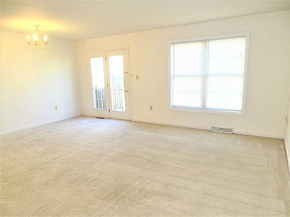 Living & Dining Area