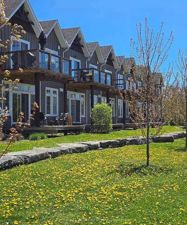 29 Lakewood Cres #105