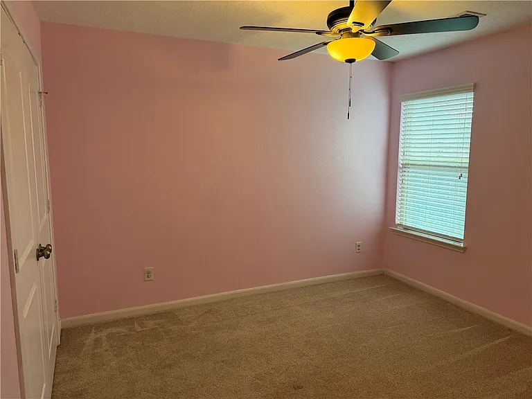 2071 Positano Loop — Photo 17