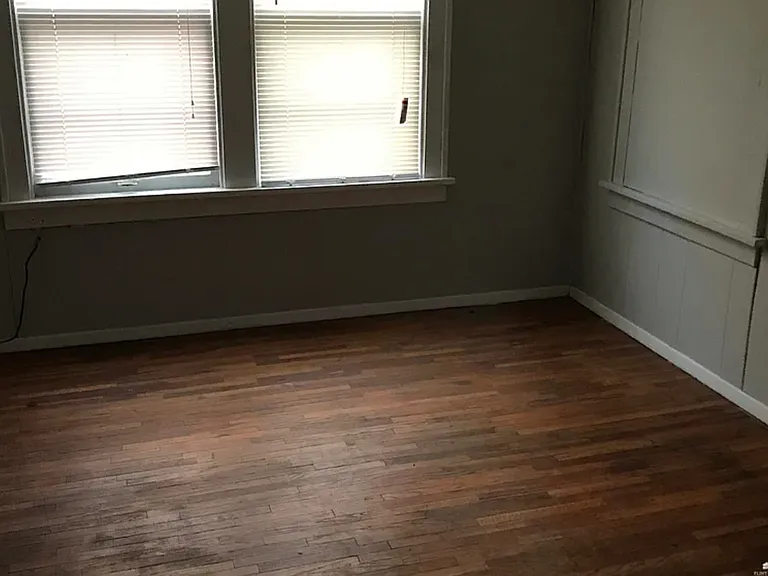 917 Bertrand St — Photo 8