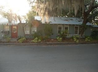 45 Devane St, Frostproof, FL 33843