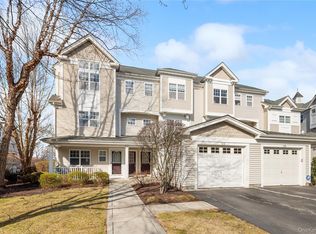 121 Northview Court, Peekskill, NY 10566