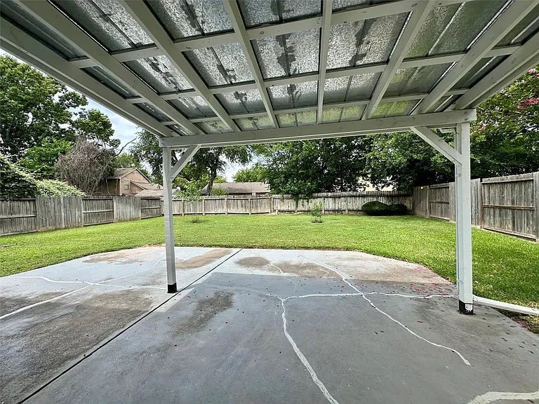 10118 Spotted Horse Dr — Photo 16