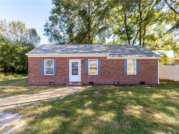 105 N Beaver Dam Rd, Waverly, VA 23890