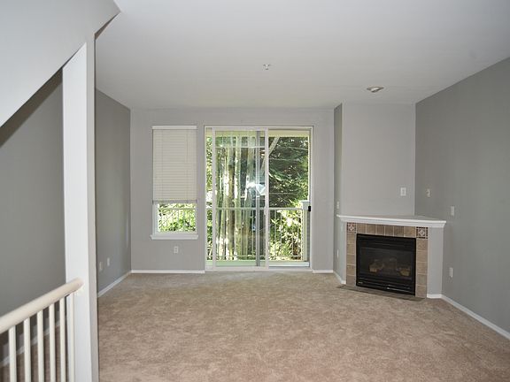4th image of 16125 Juanita Woodinville Way NE Unit 2306