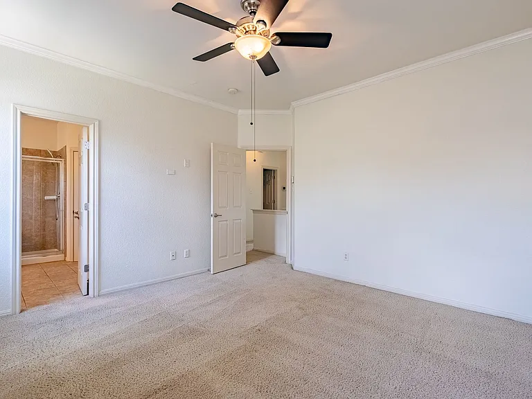 1101 E Parmer Ln #121 — Photo 17