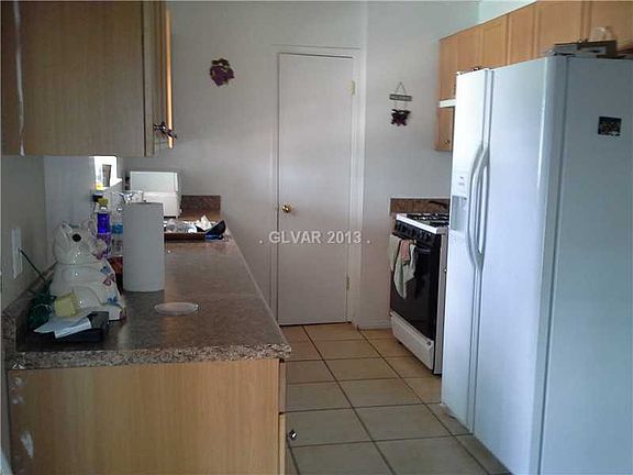 4th image of 4708 E Washington Ave