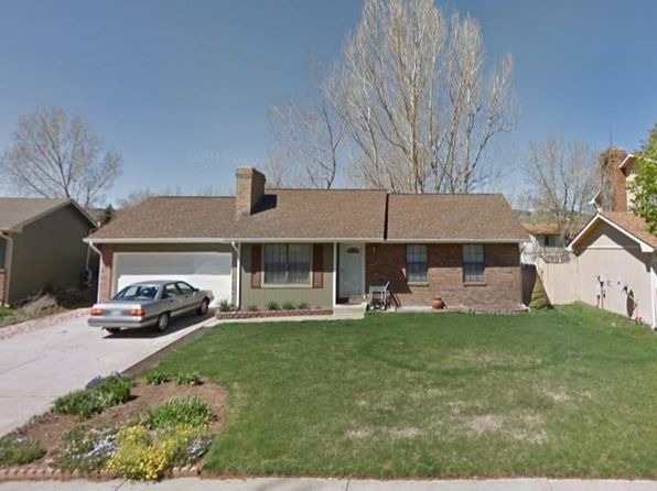 2461 Wyandotte Dr
