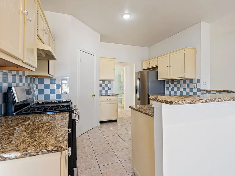 13216 Bennington Ln — Photo 13
