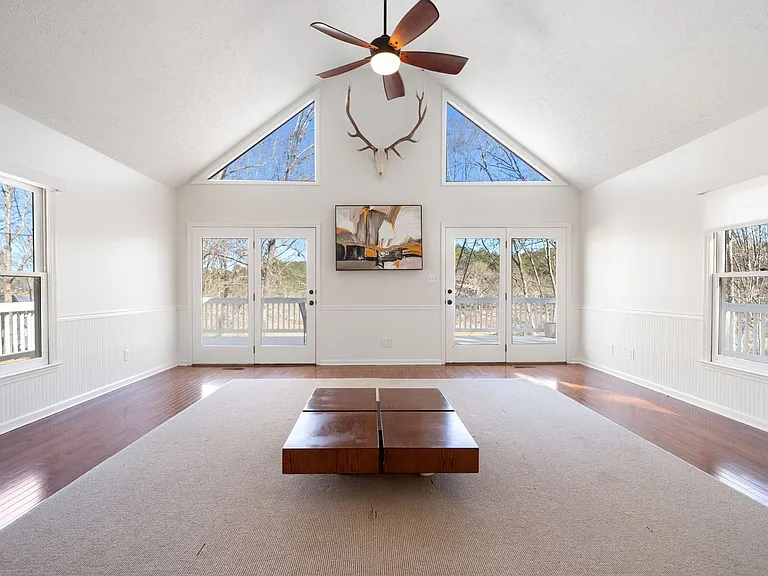 108 Horseshoe Cir — Photo 14