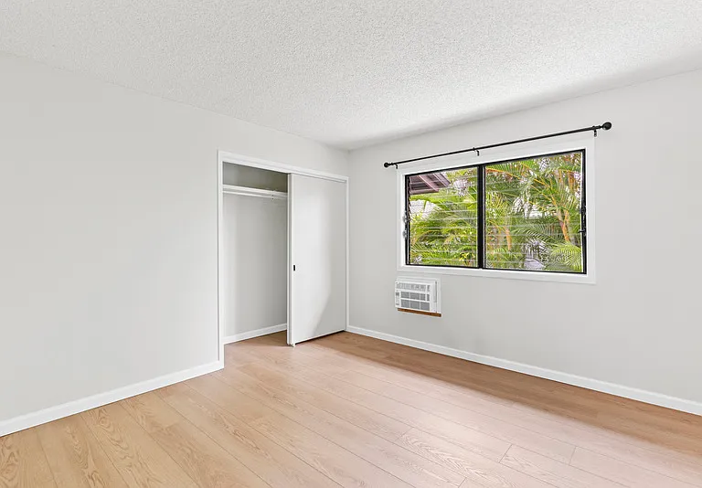 1055 Kapo Way — Photo 10
