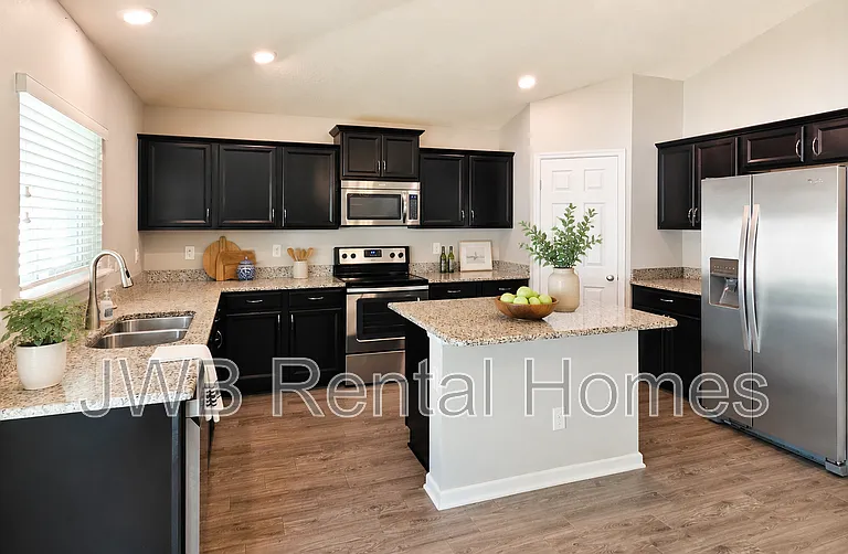 3955 Connecticut Ave — Photo 3
