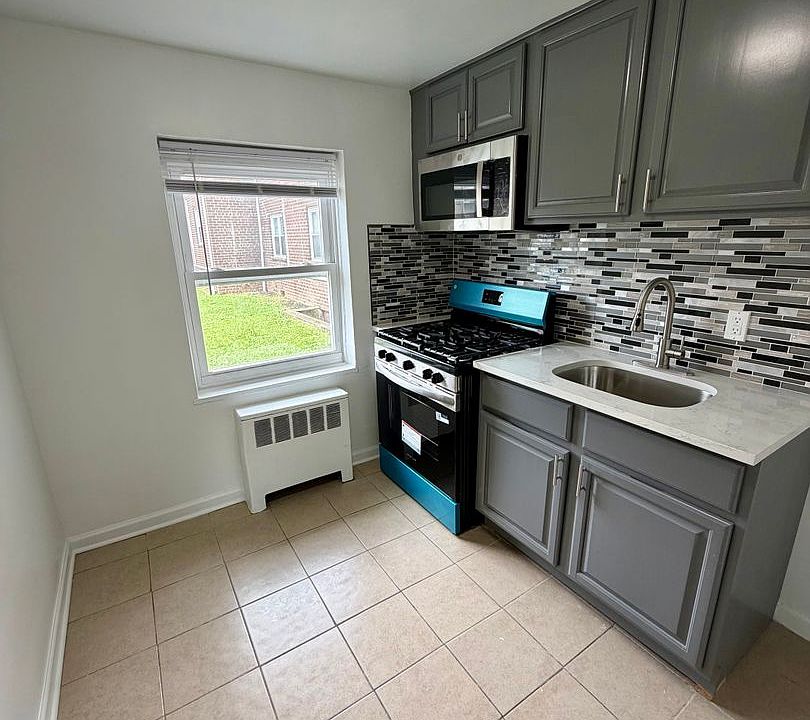 1st image of 10 Ellington St #28-1A